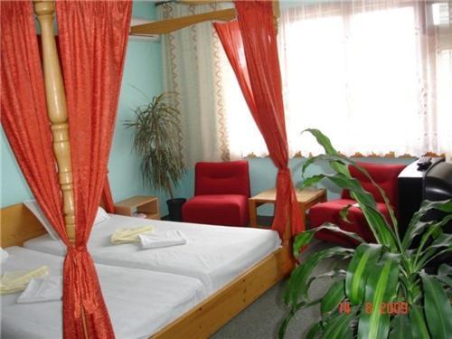 Family Hotel Natalis 히사랴 객실 사진